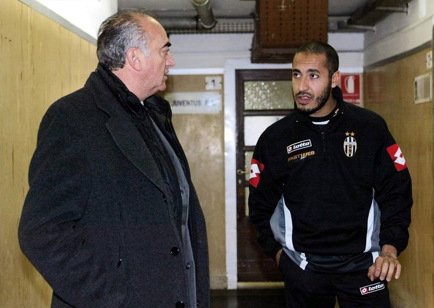 Gheddafi Jr con Antonio Giraudo, nel periodo in cui si allenava al comunale di Torino con la Juventus. Saadi era azionista della societ bianconera (Ansa)
